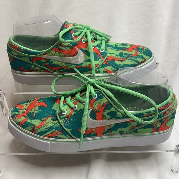 Everyday use Nikesby Stefan janoski